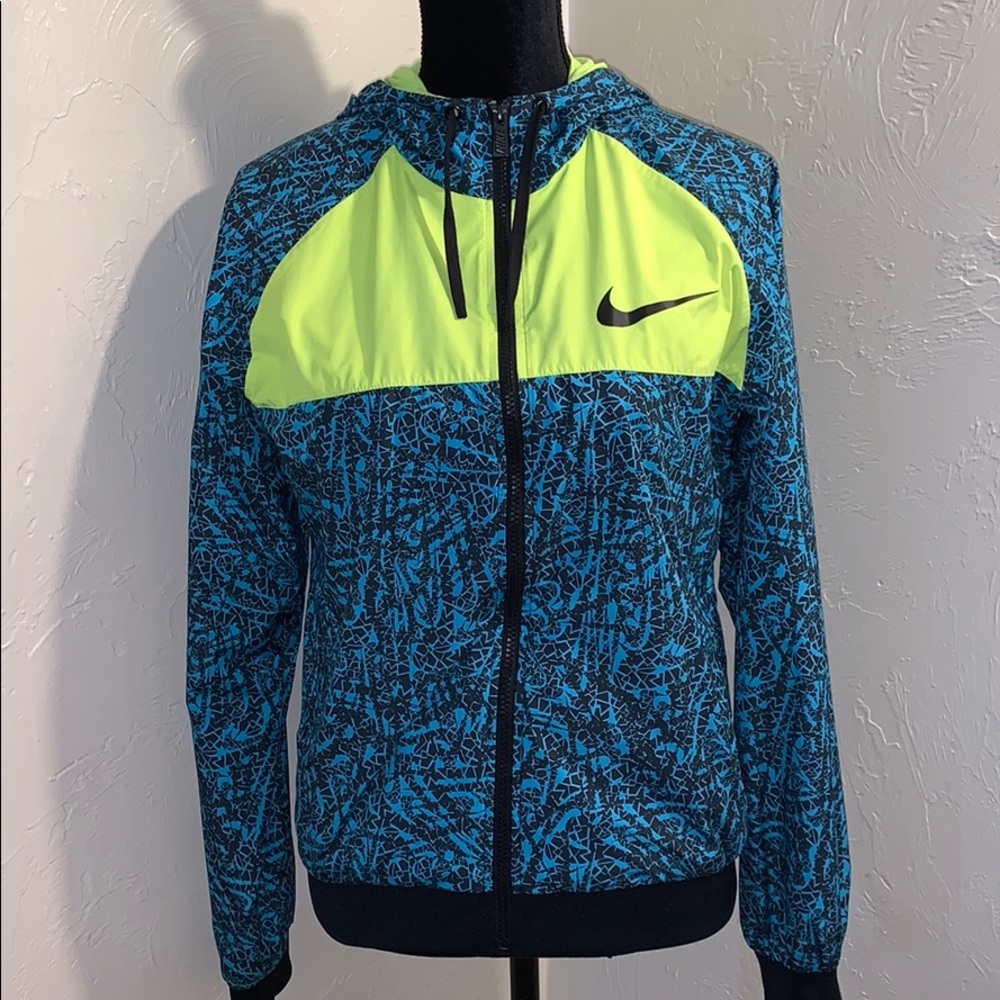 Nike thin jacket